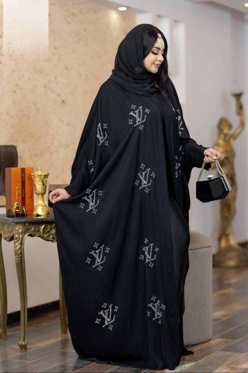 أناقة تخطف الأنظار